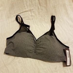 NWT True & Co Weekend adjustable strap bra